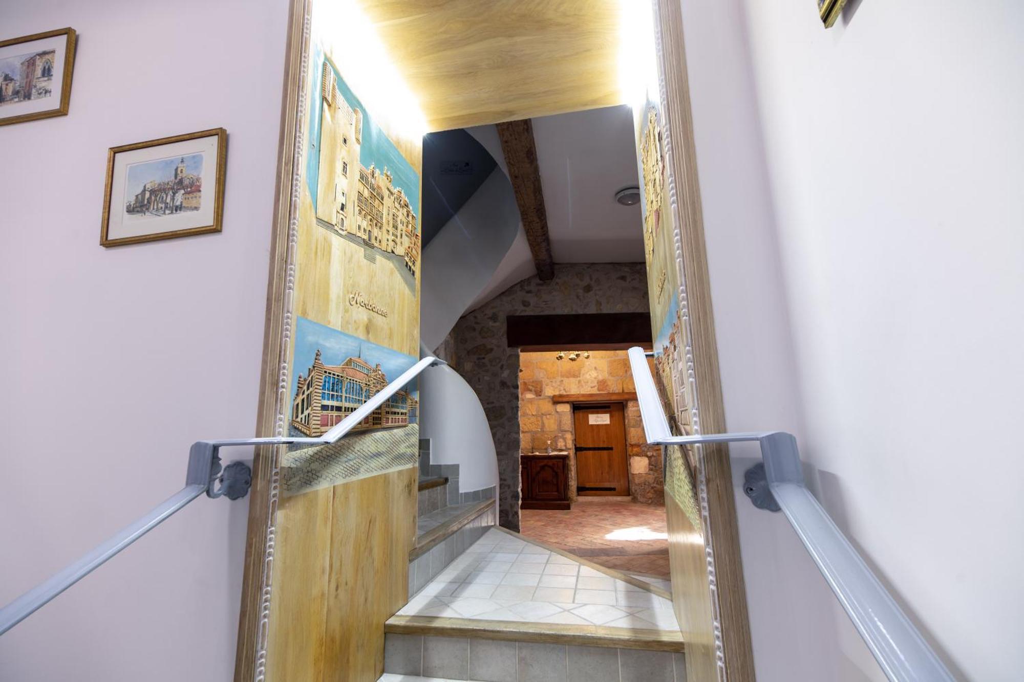 Appartement Du Couvent นาร์บอนน์ ภายนอก รูปภาพ