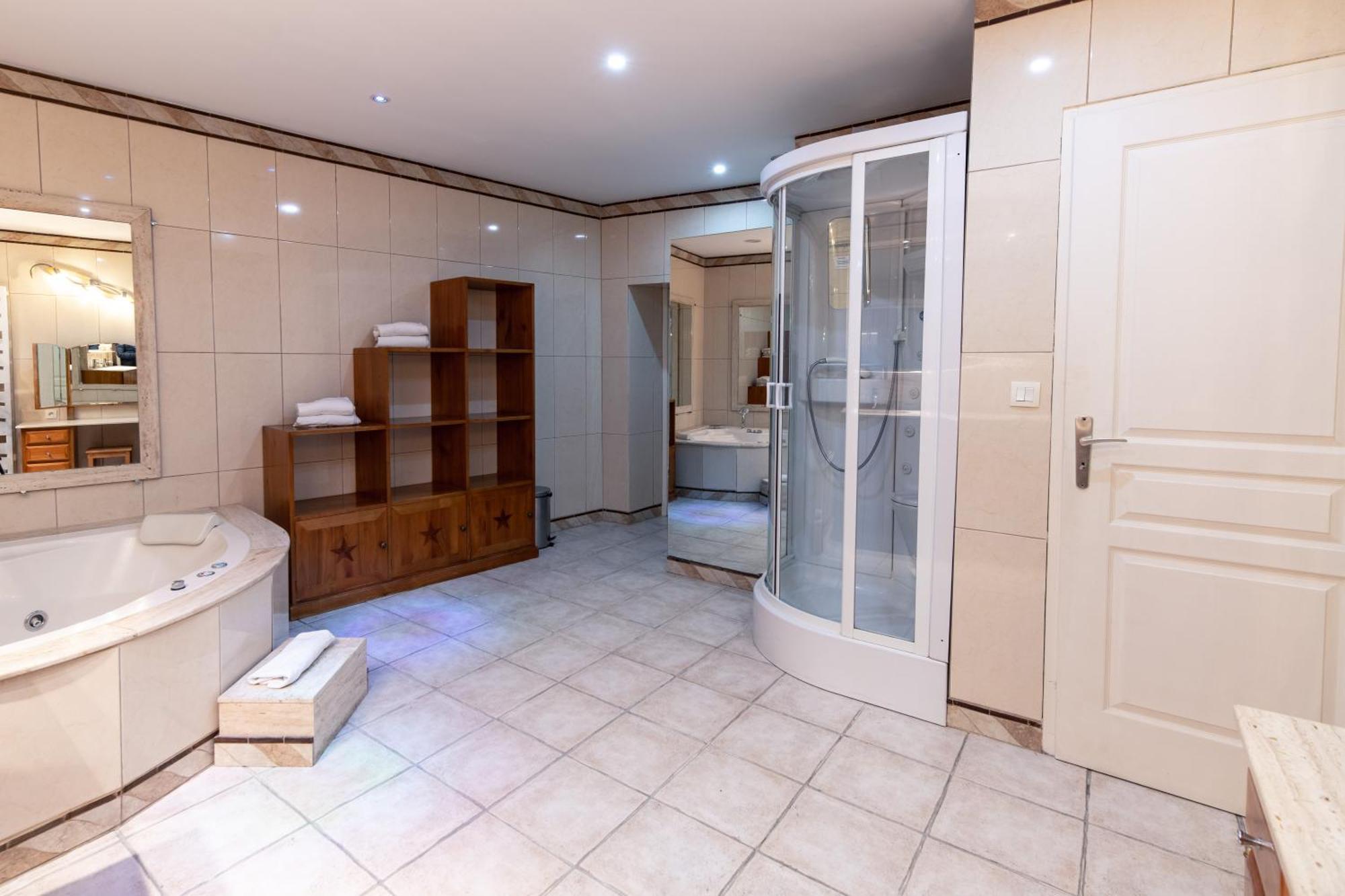 Appartement Du Couvent นาร์บอนน์ ภายนอก รูปภาพ